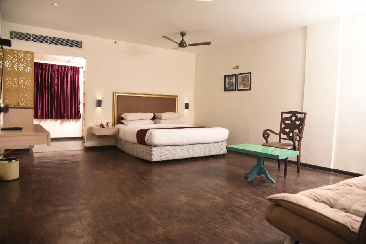Hotel Sabareesh Park مادوراي المظهر الخارجي الصورة