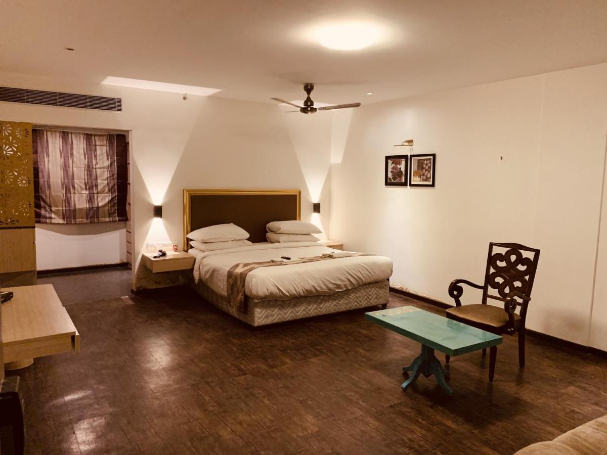 Hotel Sabareesh Park مادوراي المظهر الخارجي الصورة