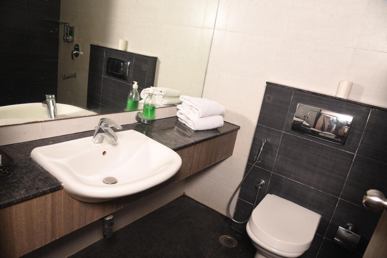 Hotel Sabareesh Park مادوراي المظهر الخارجي الصورة